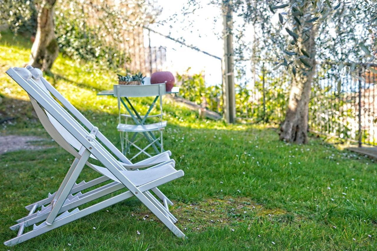 Ca De L'Angelon -- Vittoria House Villa Brenzone sul Garda Luaran gambar