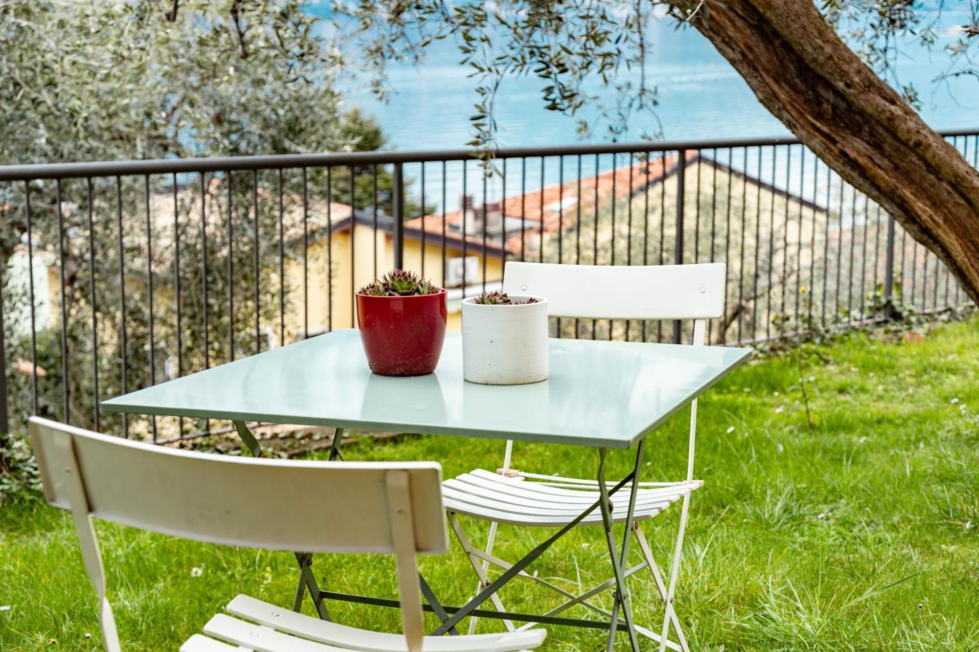 Ca De L'Angelon -- Vittoria House Villa Brenzone sul Garda Luaran gambar